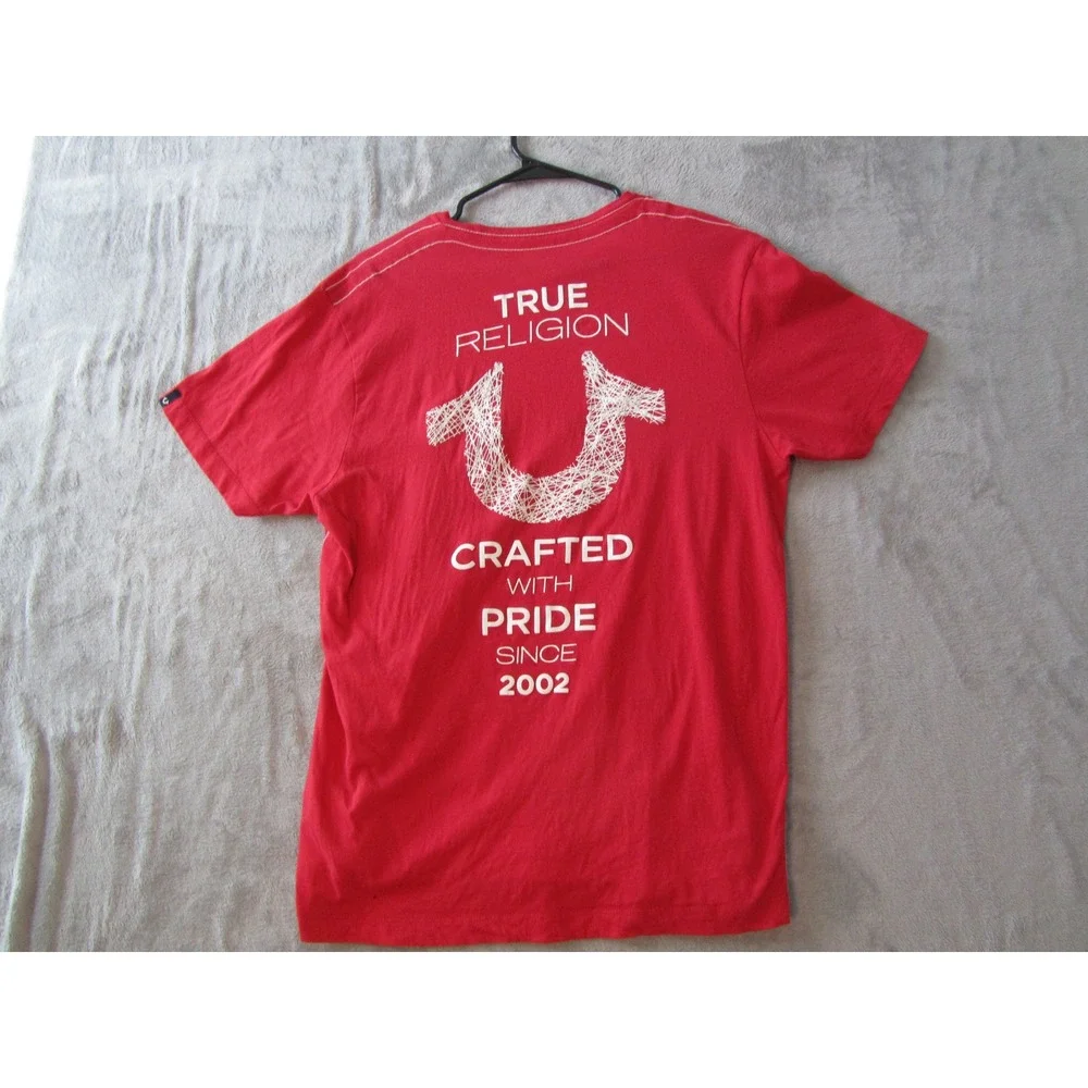 True Religion Shirt Mens XL Red Graphic Horseshoe Logo Short Sleeve T-Shirt